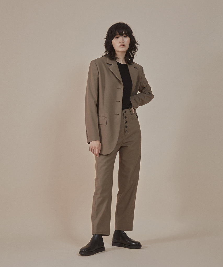 50% OFF] Taupe | Center back slit tailored blazer – Moon Choi