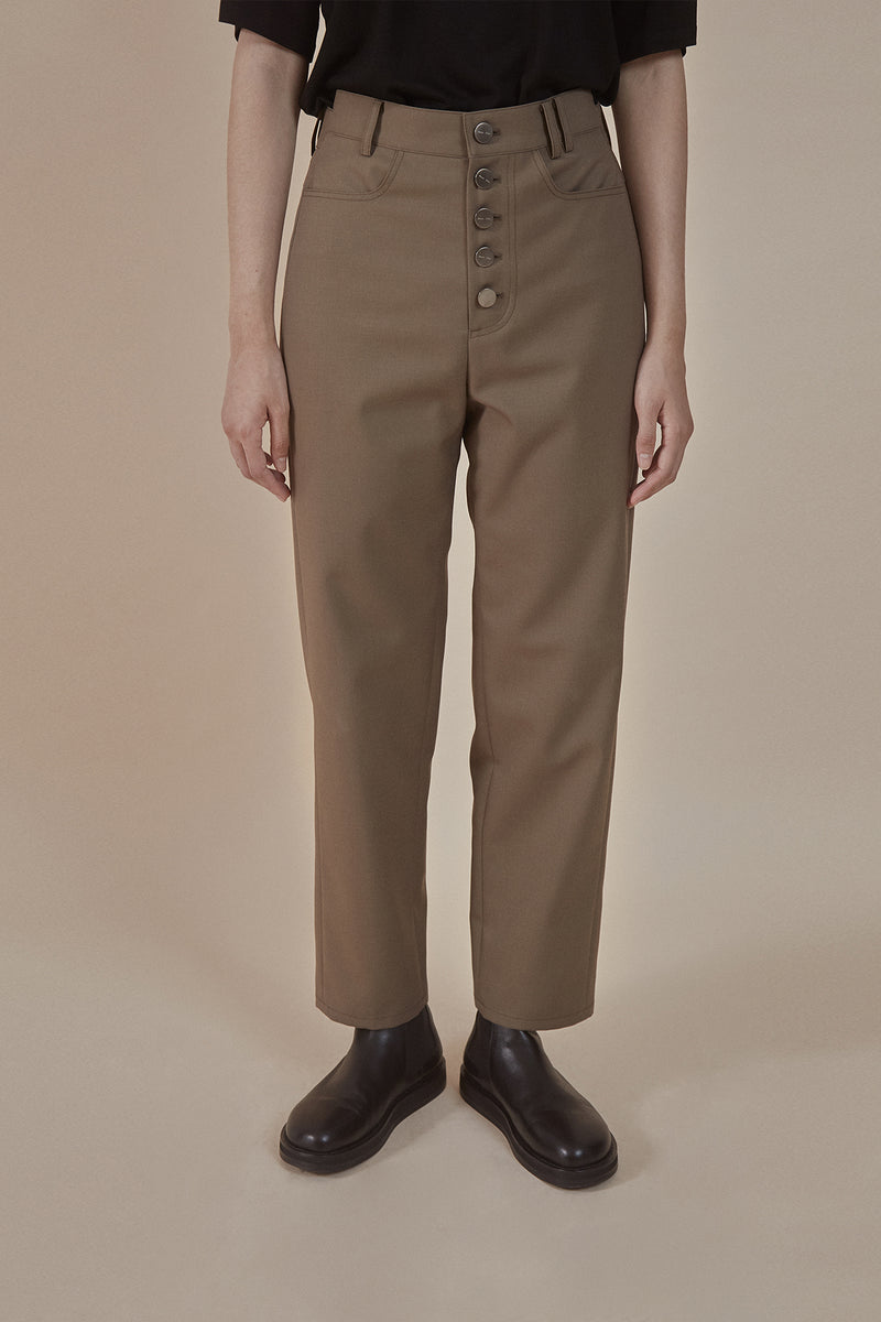 [50% OFF] Taupe | buttoned-up closure trousers