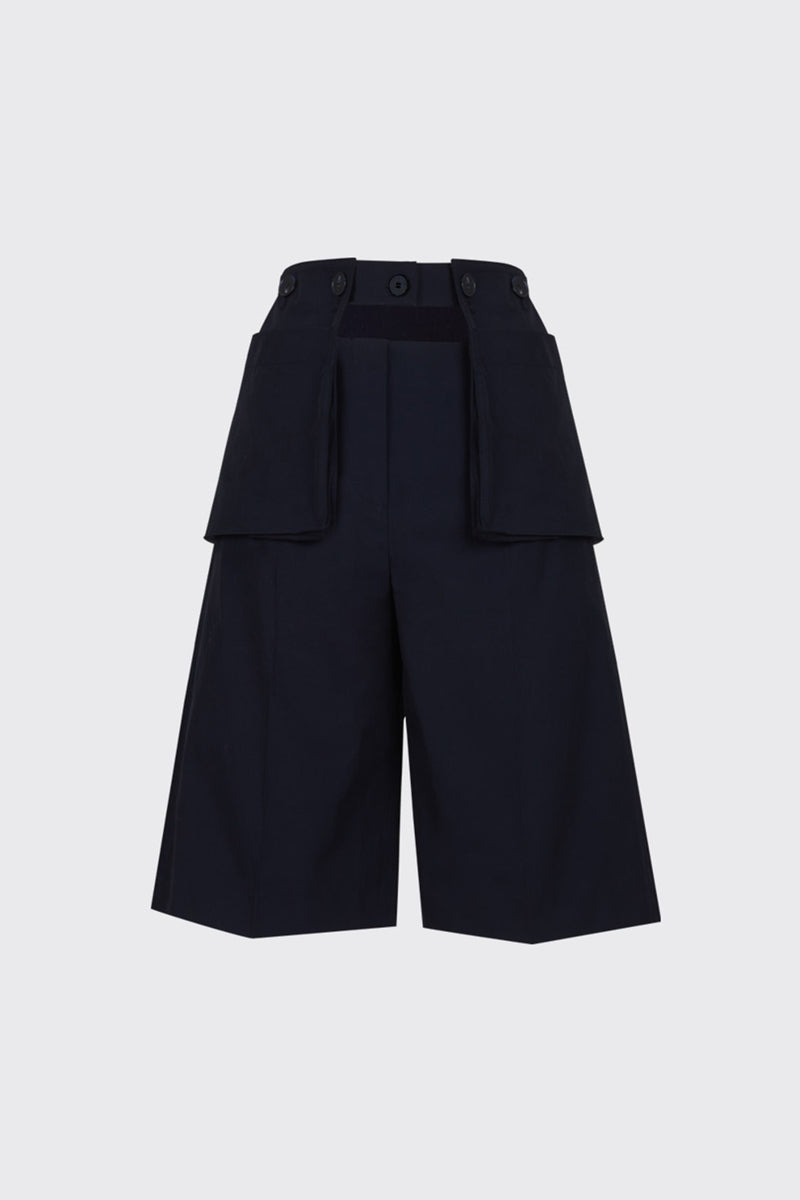 [60% OFF] Navy buttoned waist pouch bermuda shorts